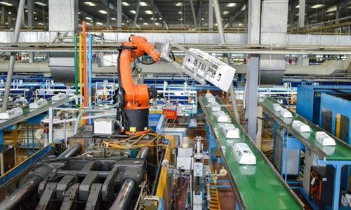 逆势发力 解码美的集团在互联网数据服务领域的“反脆弱”核心力